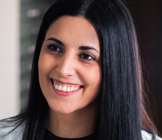 Mitarbeiterin der Rastpfuhl Apotheke